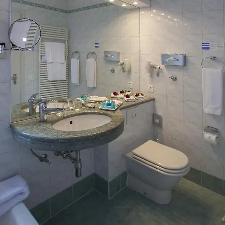 & Cacciatori Hotel 4*