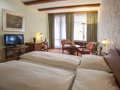 Hotel & Cacciatori Cademario
