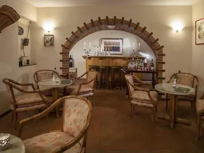 & Cacciatori Hotel 4*