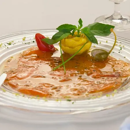 호텔 & Cacciatori 카데마리오